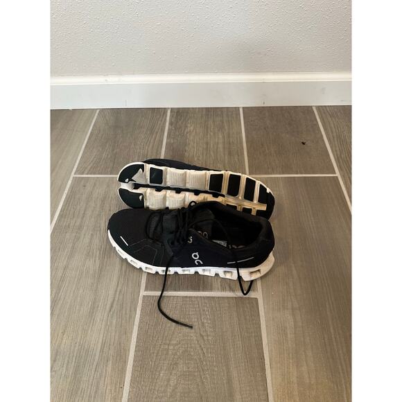 On cloud sneak -9 - Picture 4 of 5